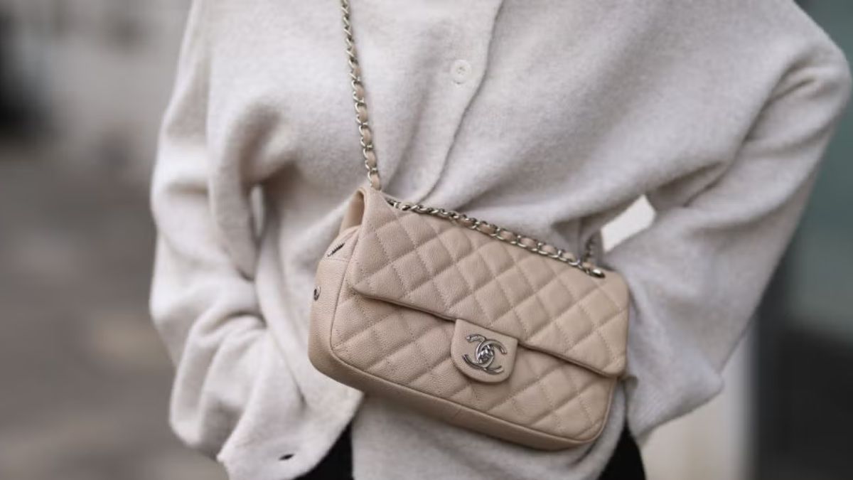 second hand chanel withher-age